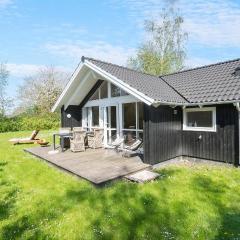 Two-Bedroom Holiday Home In Slagelse