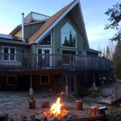 Tip-of-Peninsula Lookout Cottage