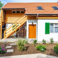 Gemütliche Wohnung mit Terasse und Feuerstelle