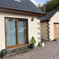 Tigh na Drochaid, Glen Nevis