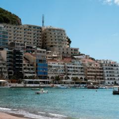 Historic Seafront Family Villa