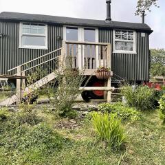 Lovely shepherds hut in Cornwall