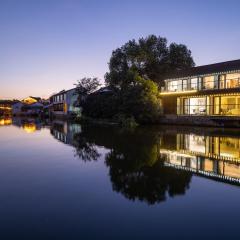 Tongli Slowlife River View Inn