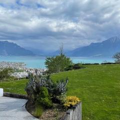 Le Chardonne - Designer's home with a stunning lake and mountain view
