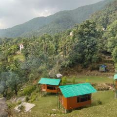 Trekking Cougars Huts