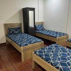 Metro Single beds boys room next to Union Metro Station