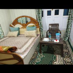 The Family Guest House Gurez Homestay Hotel