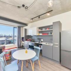 605 WEX1 Designer Studio With Pool & Parking