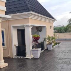 IBADAN LUXURY APARTMENT