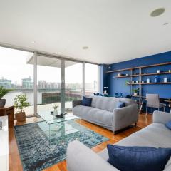 Charming 2BR Flat With Thames Views
