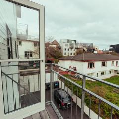 Charming Central Tórshavn Retreat - 2BR Apartment