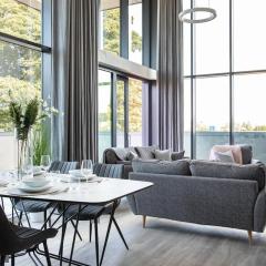Skyline Serenity: Exquisite 3-Bedroom Ultra-Luxury Penthouse