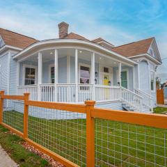 Trendy Historical Home Near Downtown Attractions