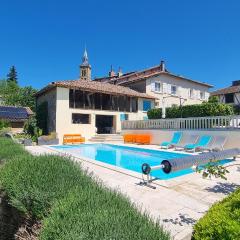 Maison avec grange & piscine vue sur les Pyrénées