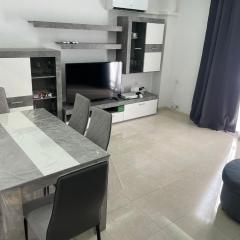 APARTAMENTO CERCANO AL CENTRO