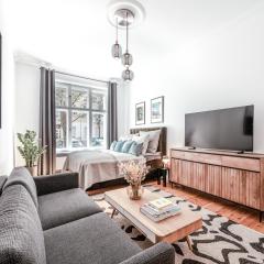 The Uckermuender - Group Flat in Central Berlin, Family-Friendly, 2BR, 2- 4 Guests