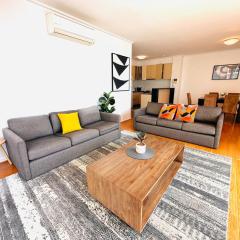 3 BR 2 Bath 2 Carparks next to Crown Casino