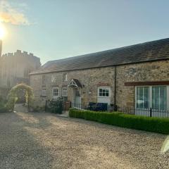 Parr Cottage at Snape Castle Mews