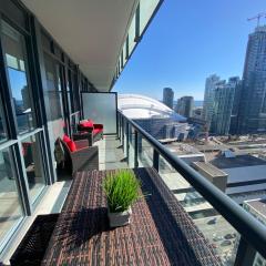 Central TO Suite with Free Parking and near CN Tower