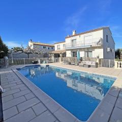 Poussan, Spacieuse villa familiale avec piscine