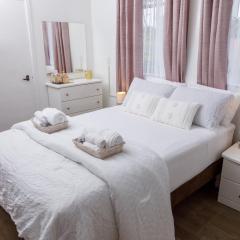 CoZstay- full equipped room, small studio