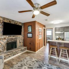 Cozy Angel Fire Condo Near Lift and Shuttle in Lot!