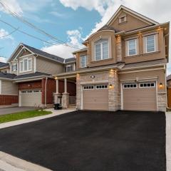 A Detached Villa Fully Furnished 4BR, 4Baths in Milton ,ON for a big Family or Group