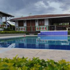 Cabañas Familiares EN FINCA POR HABITACIONES Santa Rita Montenegro