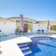 Pool Villa Rancho Domingo family friendly - Happy Rentals