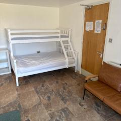 Barrs court Beds