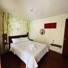 Hostal Apakilla H3