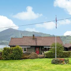 Gorgeous Home In Hareid With Kitchen