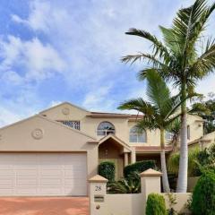 Cozy 4-Bedroom Family House in Central Chatswood