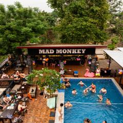 Mad Monkey Vang Vieng