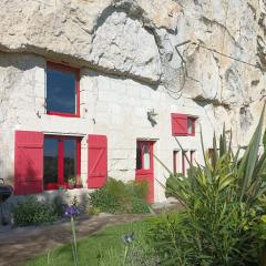 Gite des Perreyeurs - maison troglodyte avec vue sur Loire