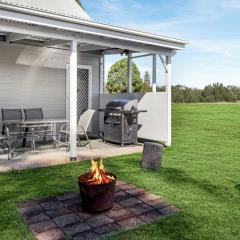 Madigan Cottages - The Barn Pet Friendly