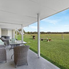 Madigan Cottages - The Homestead