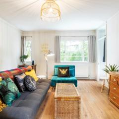 Stylish Highgate Haven Apartment