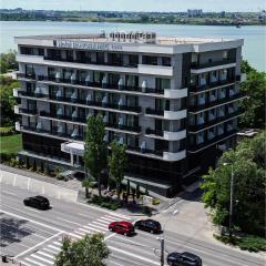 Panoramic Mamaia Hotel