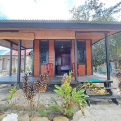 Misool Dayef Homestay