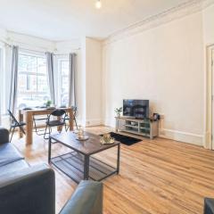 2 Bed Flat In Heart Of Kilburn