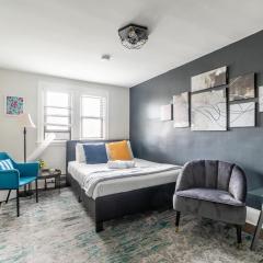 Modern Studio Apartment- Prime James South