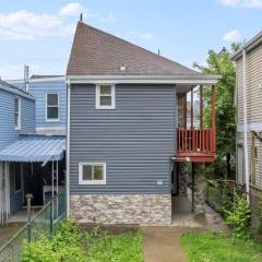 Bloomfield, Pittsburgh Bright and Spacious TWO Bedroom Apt with Free Parking