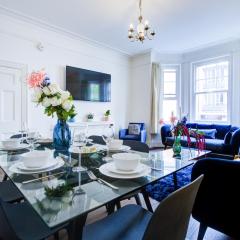 4 Bedroom And Living Room Luxury Villa in Central London