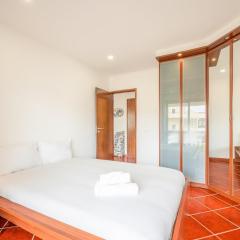 GuestReady - Glowing hideaway in Almada