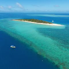 Azure Sea Whitsunday Resort