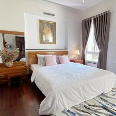 Moon Homestay Huế