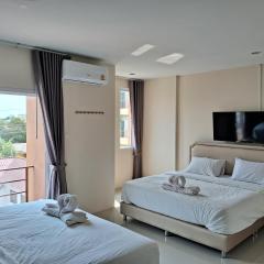 เคทู เกสเฮาส์ (K2 Guesthouse)