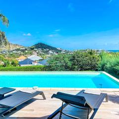 Villa Harmony spacious and modern with a sea view