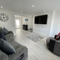 Lovely refurbished 3-Bed House in Liverpool